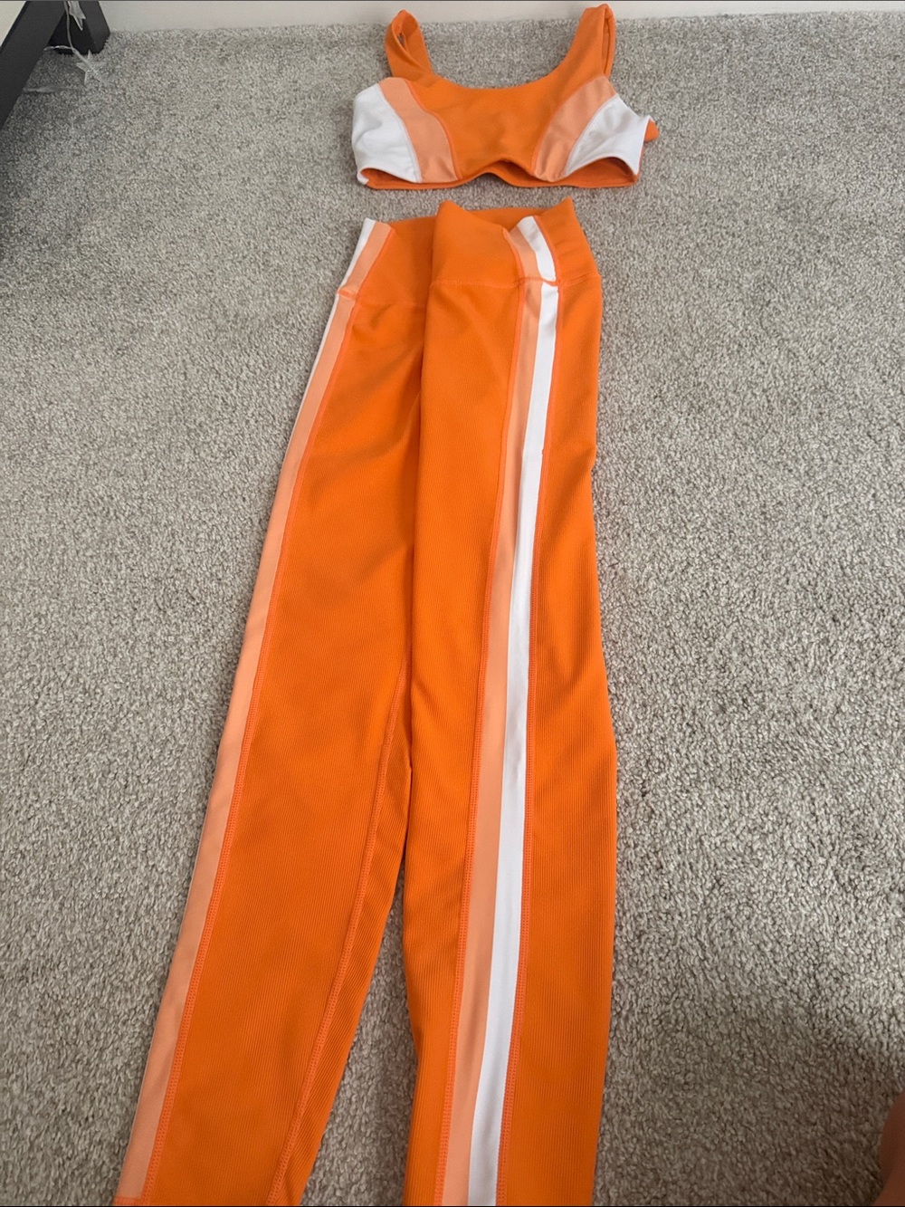 Orange Colorblock High-Waist Leggings & Sports Bra Set - Picture 2 of 2